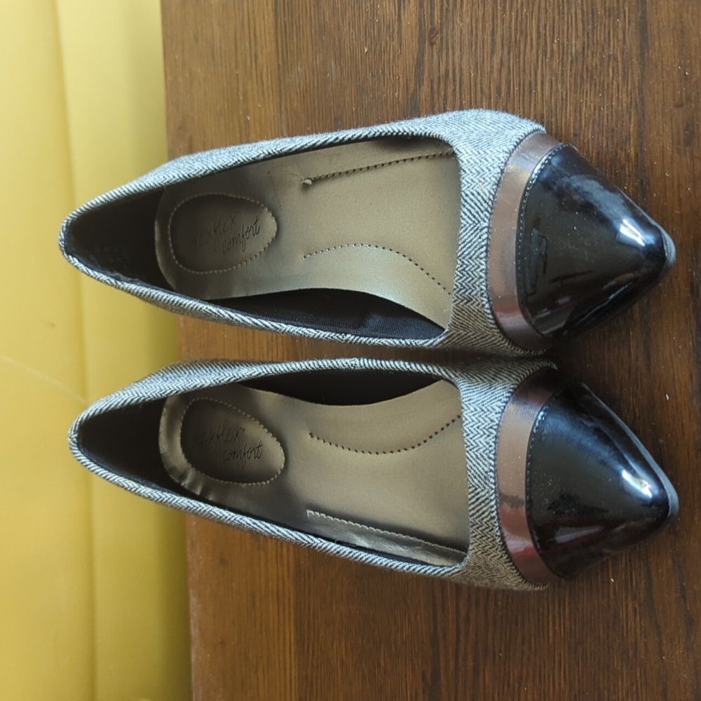 Tweed kitten heels / pumps